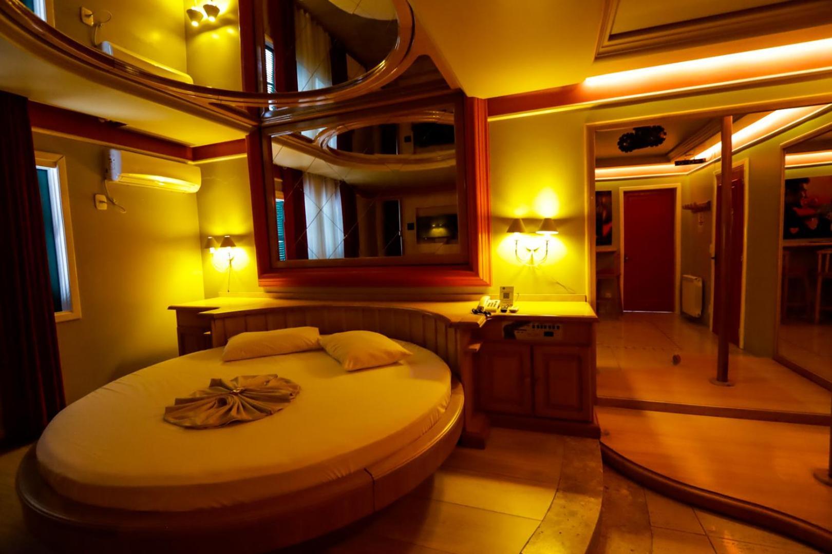 Motel Avenida (Adults Only) Gramado Esterno foto