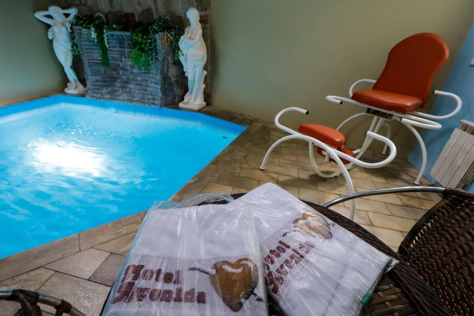 Motel Avenida (Adults Only) Gramado Esterno foto